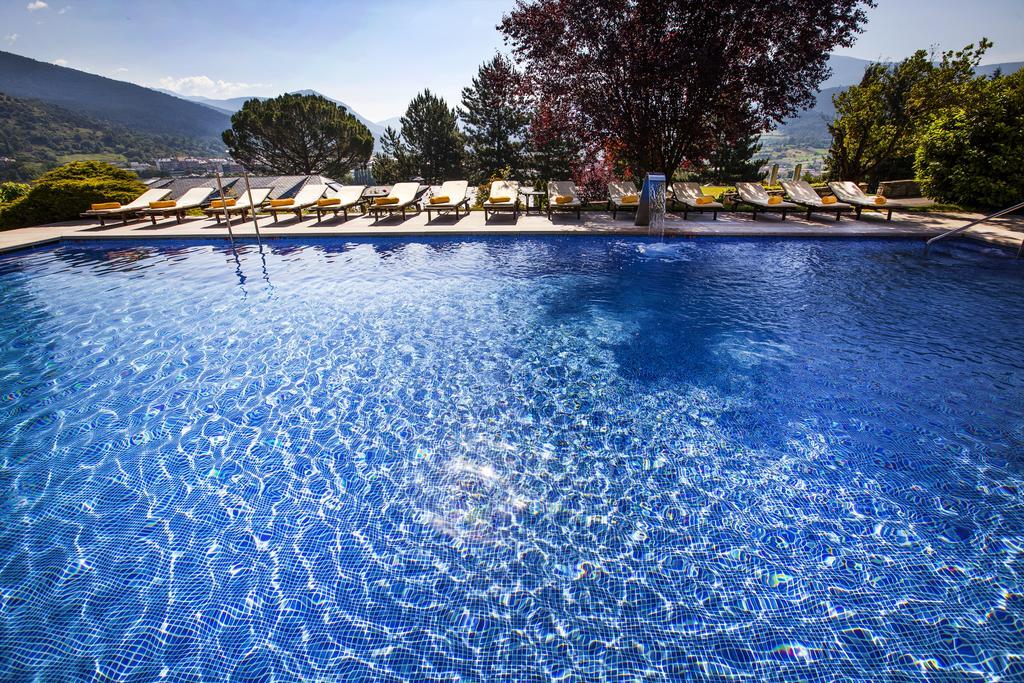 El Castell De Ciutat - Relais & Chateaux La Seu d'Urgell Buitenkant foto